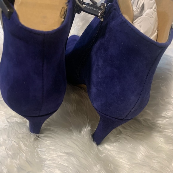 Womens shoes - Picture 4 of 8